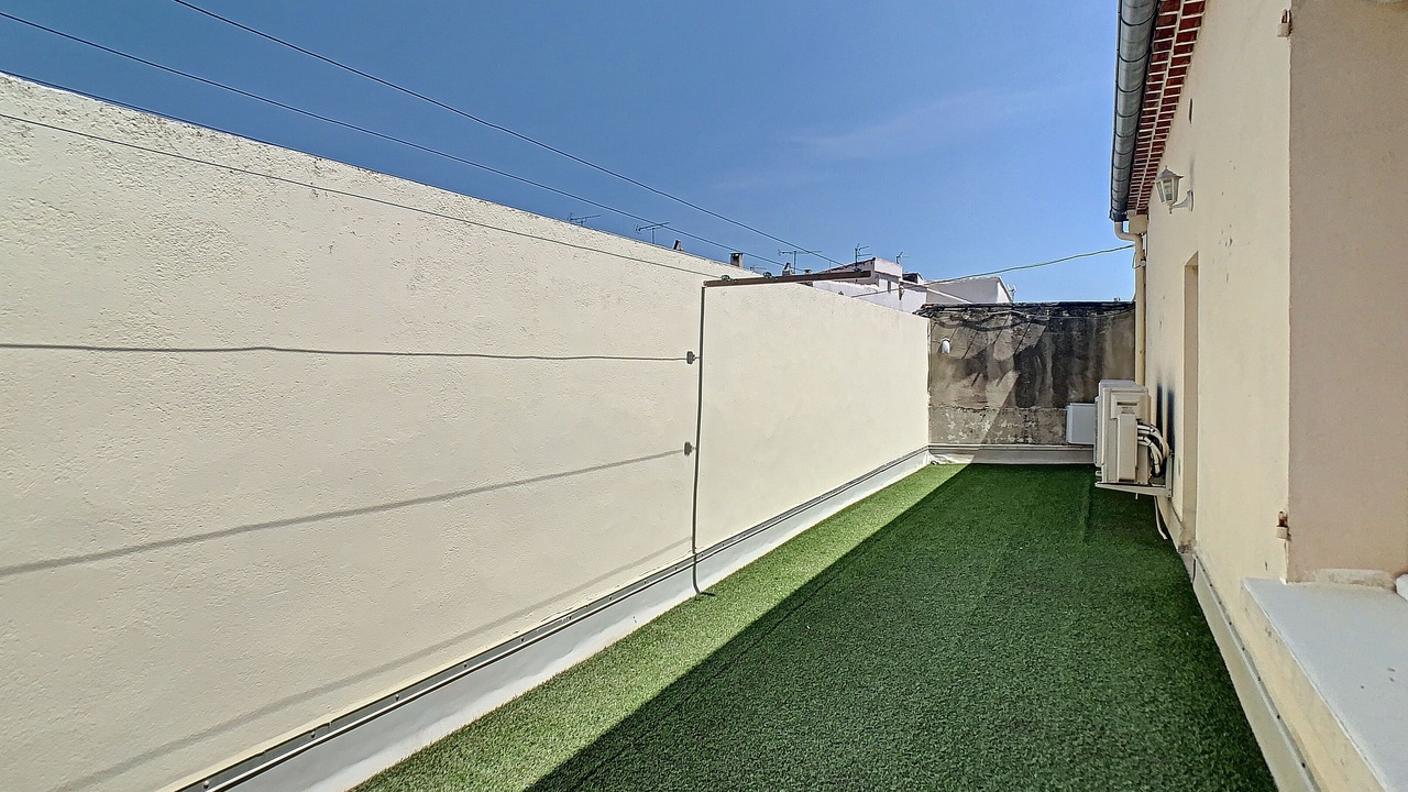 Photo of Outdoor in Senas