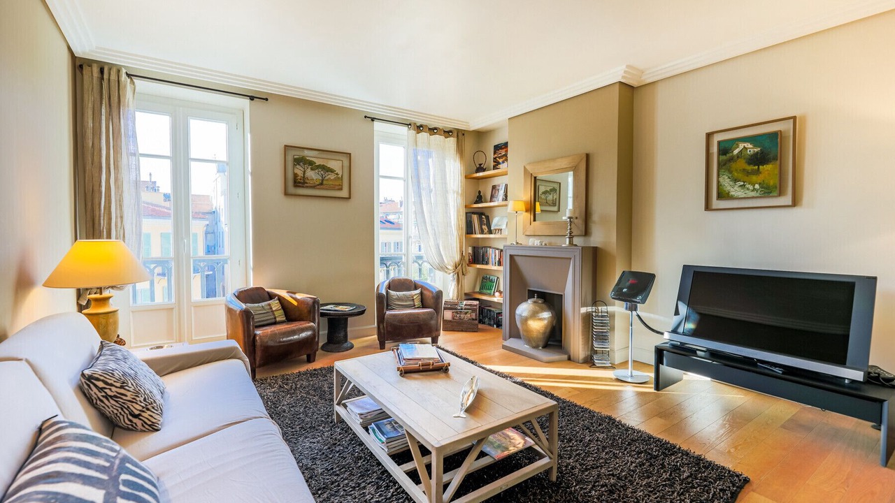 Photo of Bedroom in Jean-Medecin