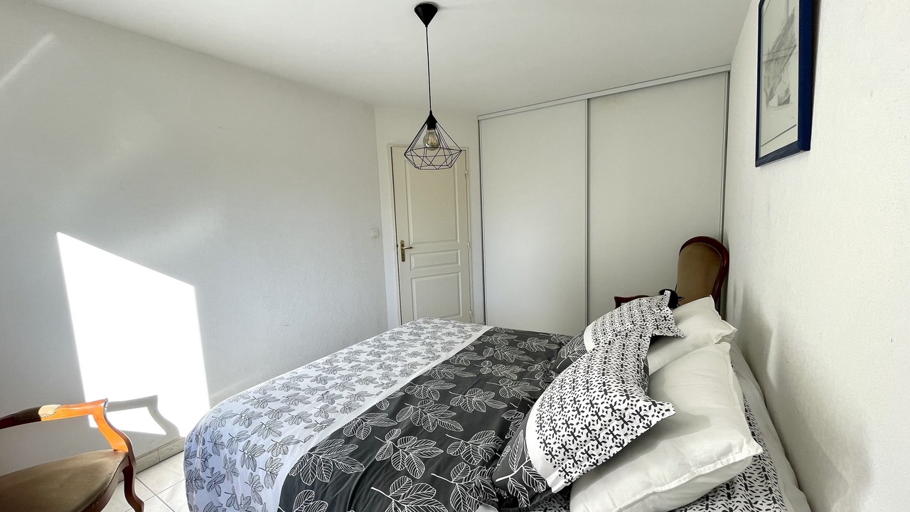 Photo of Bedroom in Avignon City Centre