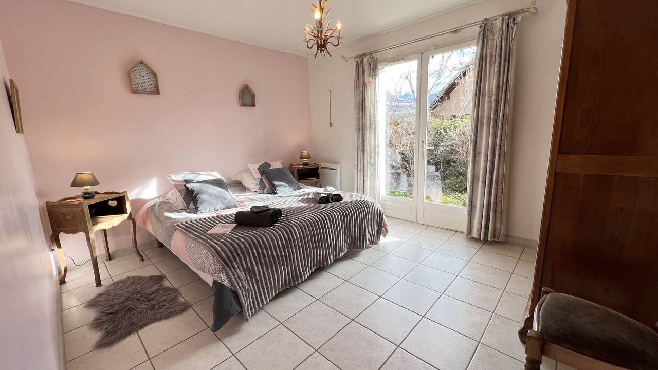 Photo of Bedroom in Embrun