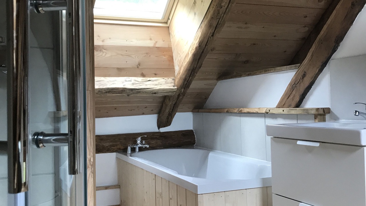 Photo of Bathroom in Vallouise