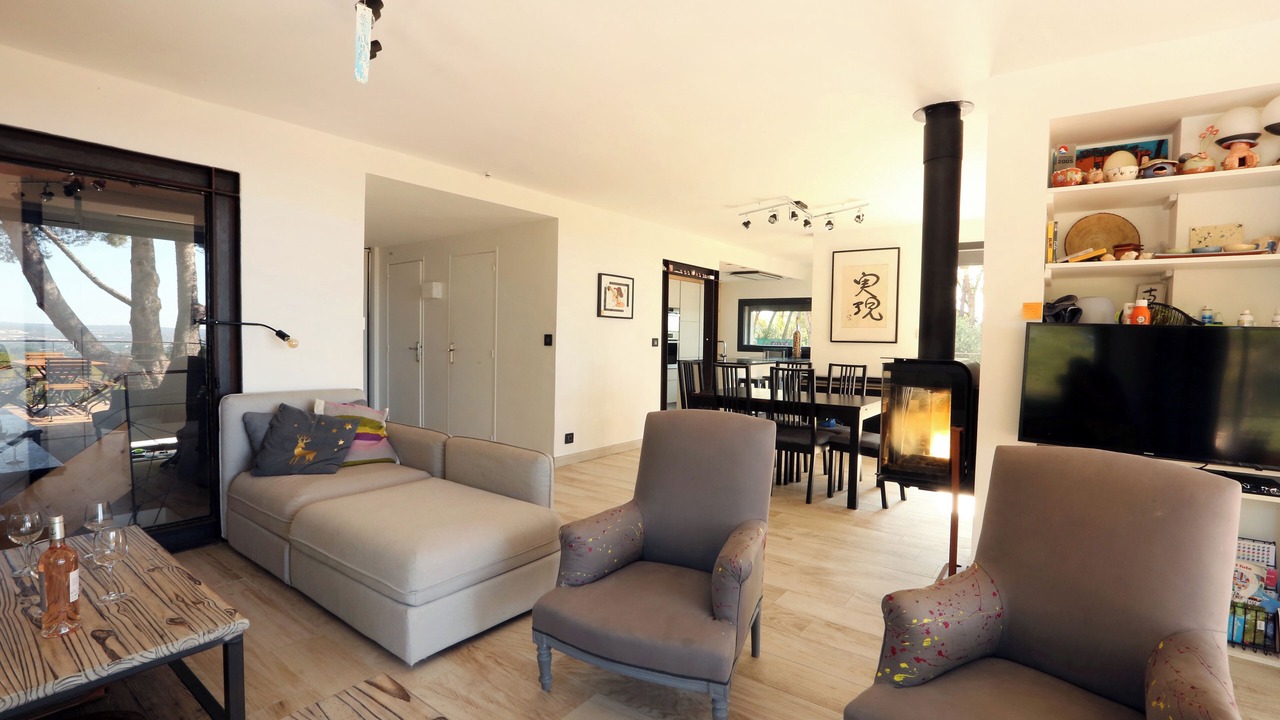 Photo of Livingroom in Eguilles