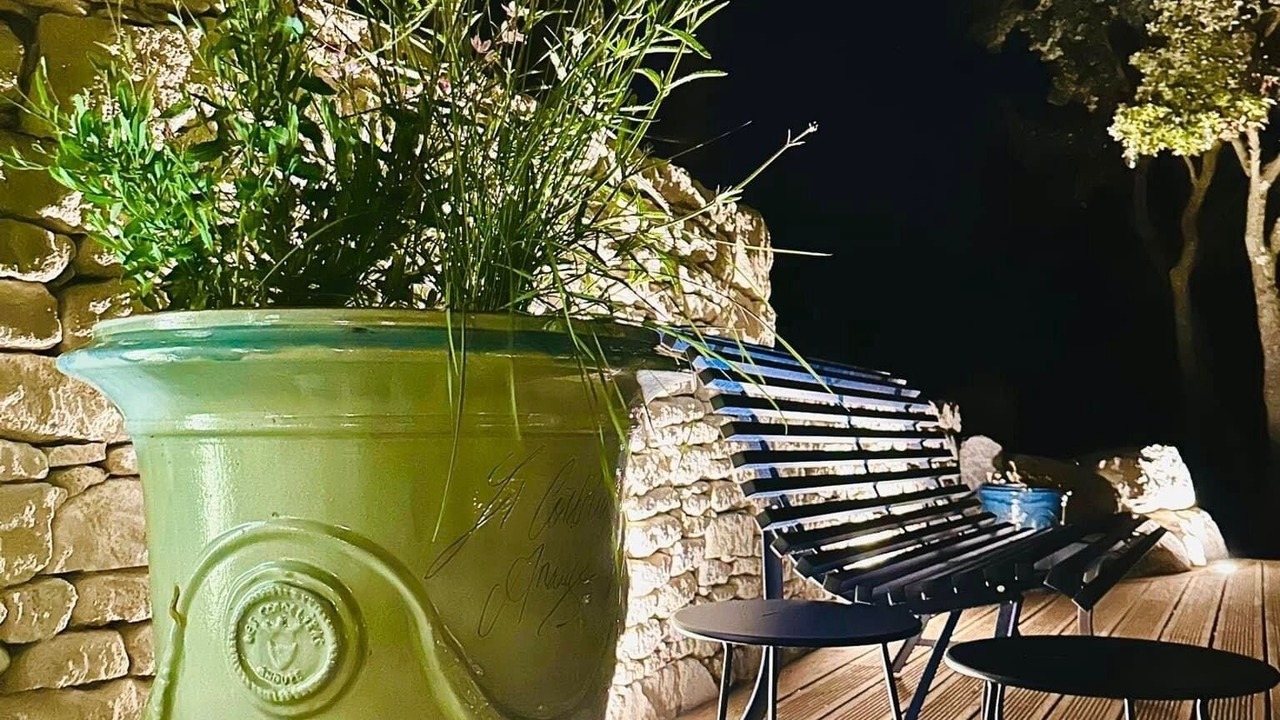 Photo of Patio Balcony in Pont Royal