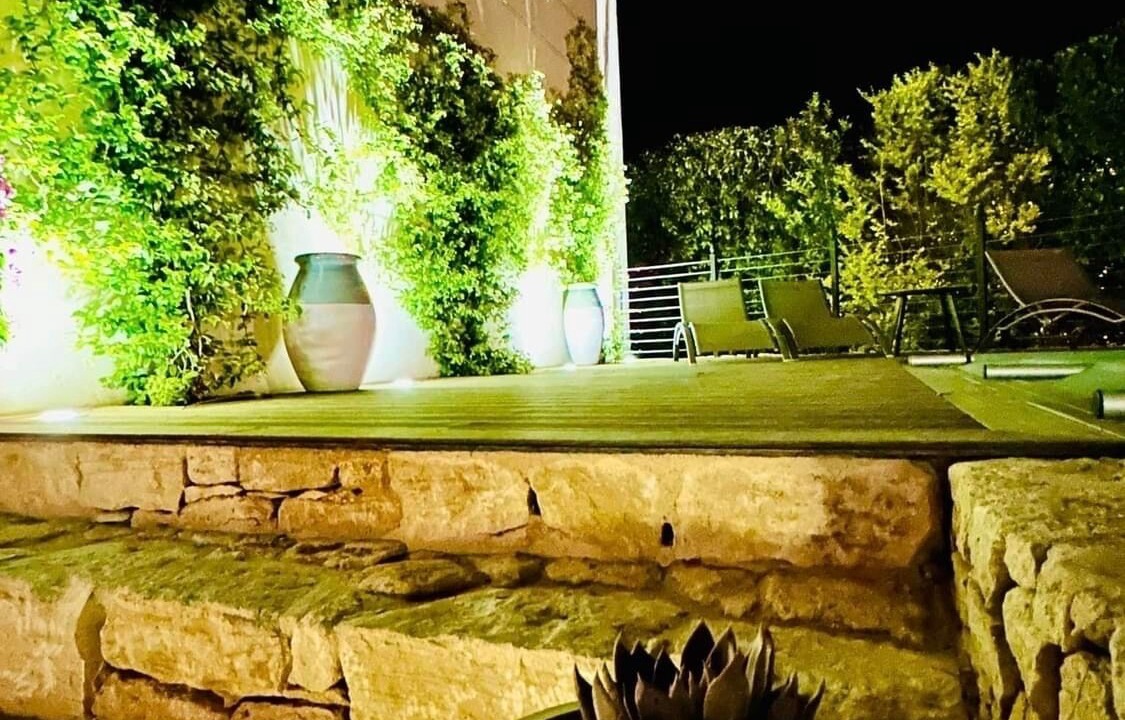 Photo of Outdoor in Pont Royal