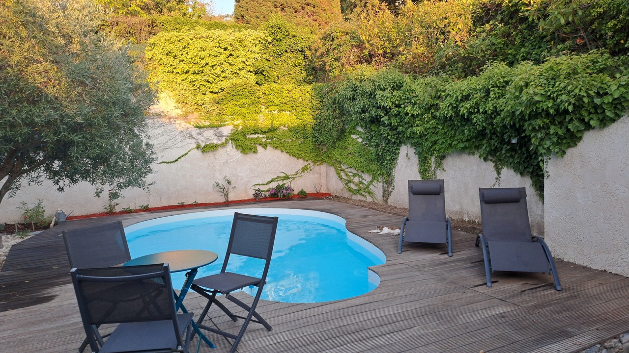 Photo of Outdoor in Eguilles