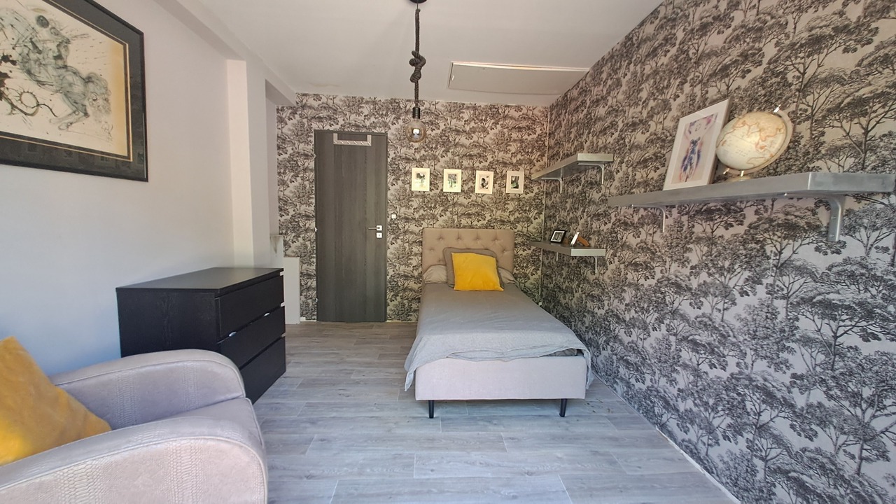 Photo of Bedroom in Eguilles