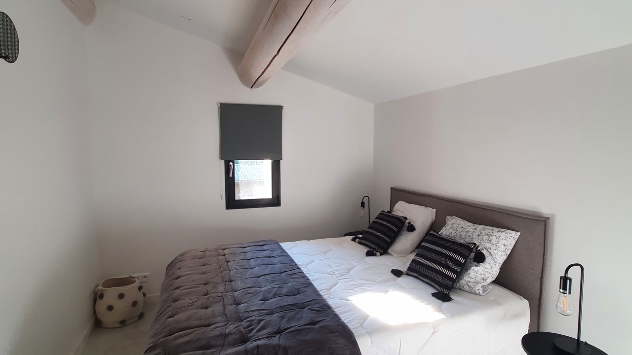Photo of Bedroom in Gordes