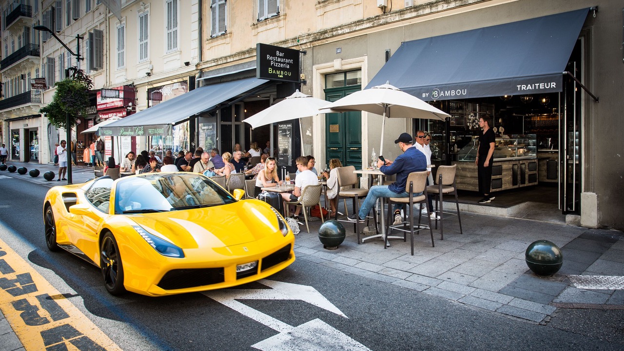 Photo of Others in Cannes City Centre