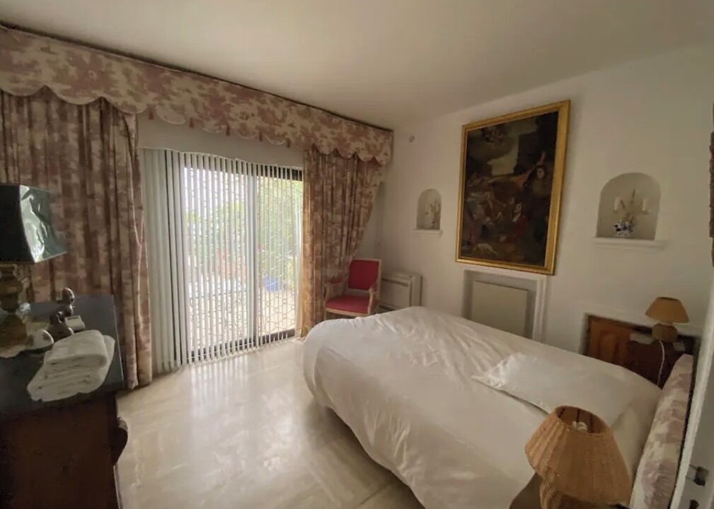Photo of Bedroom in California - Pezou