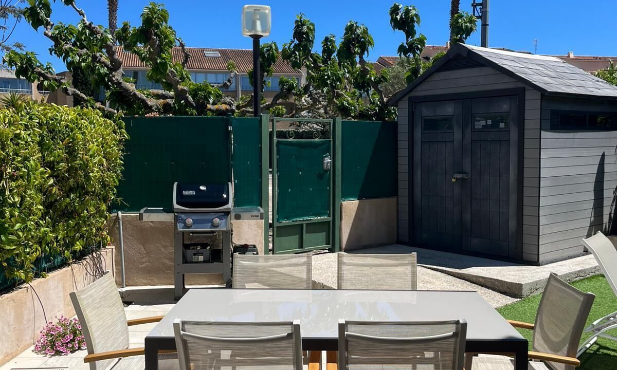 Photo of Outdoor in Miramar