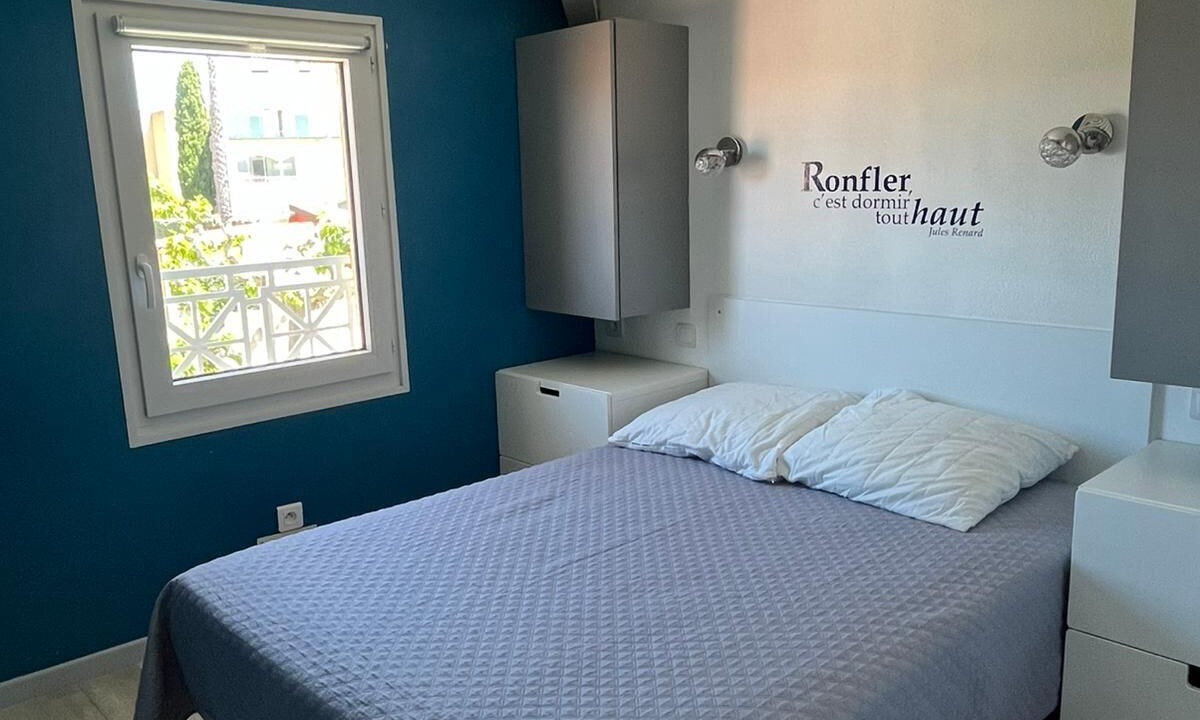 Photo of Bedroom in Miramar