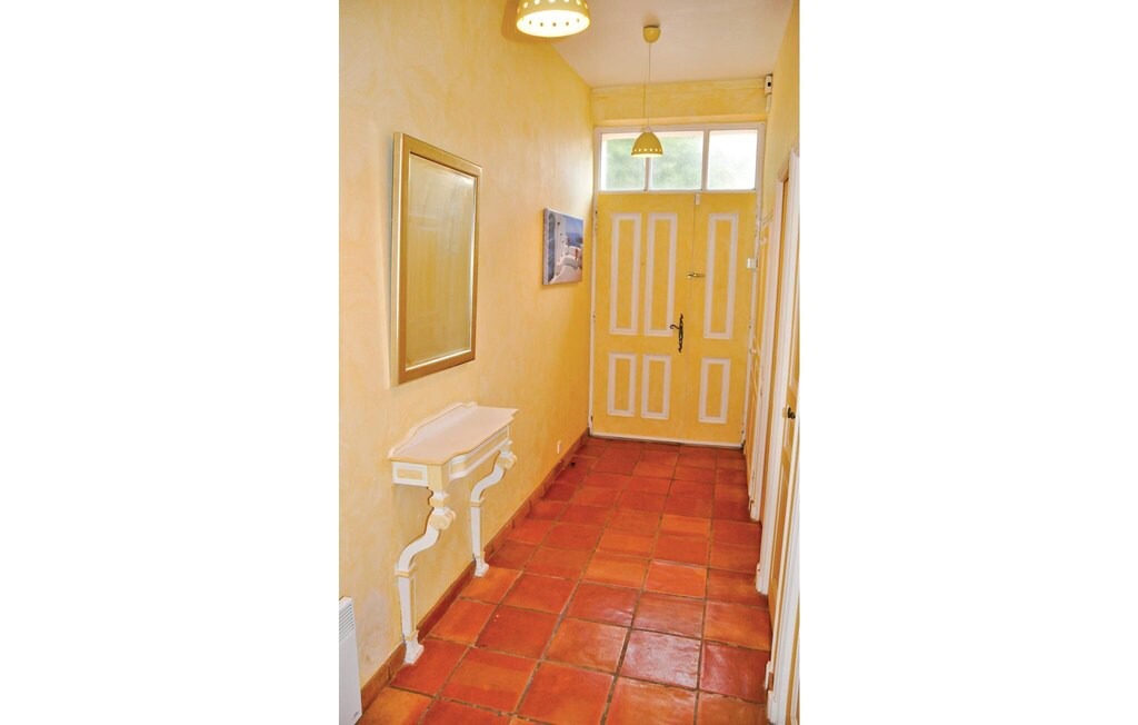 Photo of Bedroom in Plage de la Garonnette
