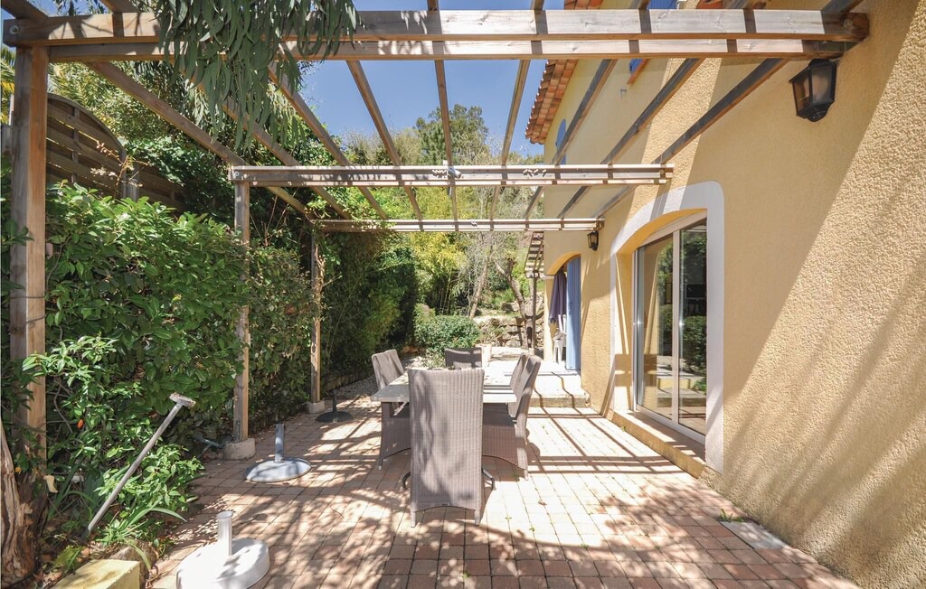 Photo of Patio Balcony in Les Adrets-de-l'Esterel
