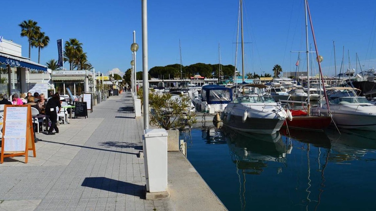 Photo of Others in Golfe Juan