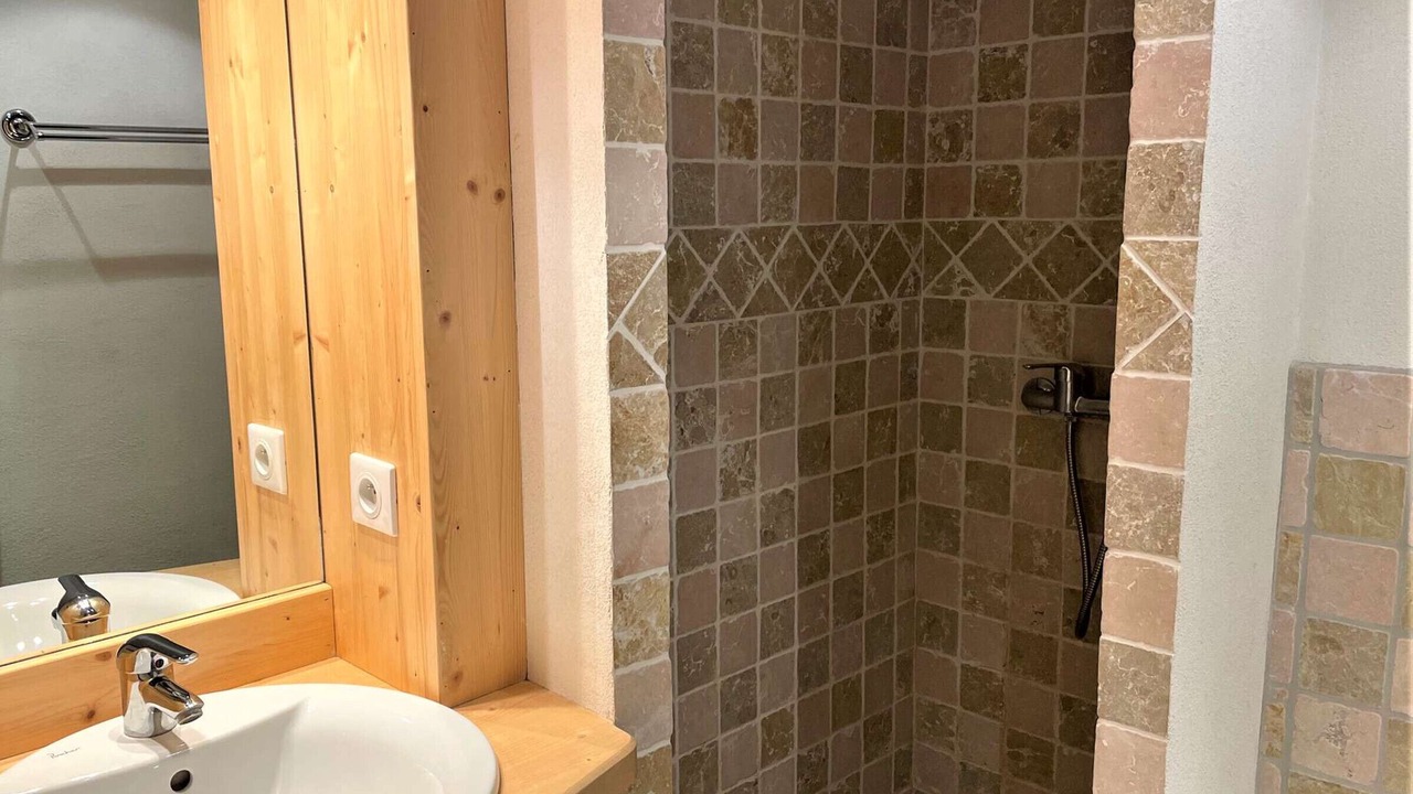 Photo of Bathroom in La Salle-les-Alpes