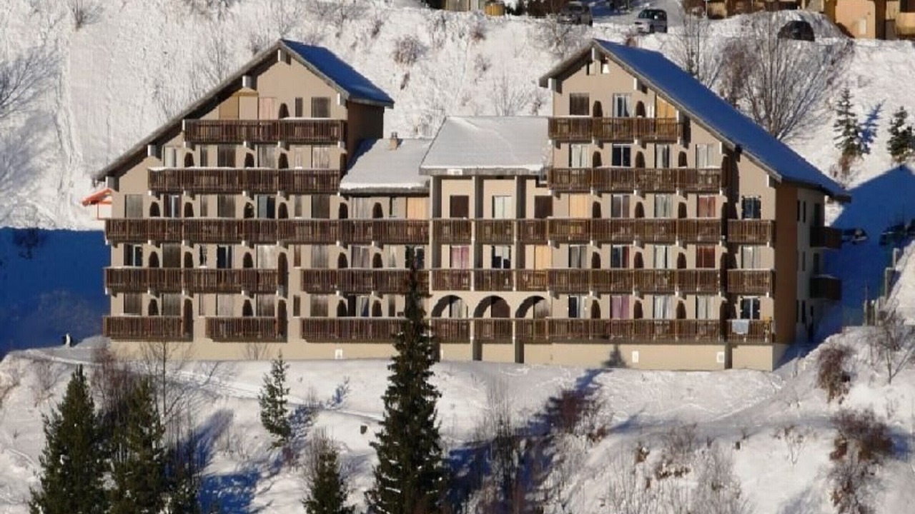 Photo of Outdoor in Auris