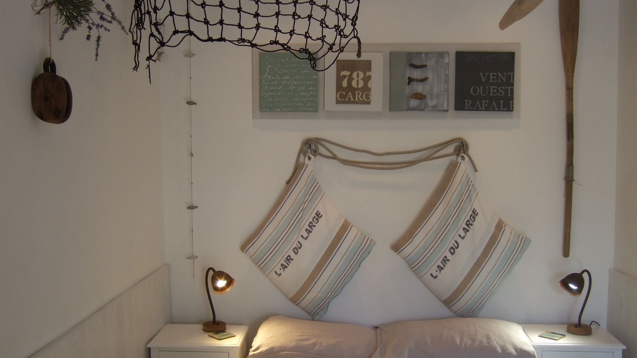 Photo of Bedroom in Mandelieu-la-Napoule Beach