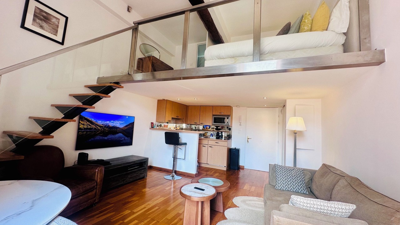 Photo of Livingroom in Jean-Medecin