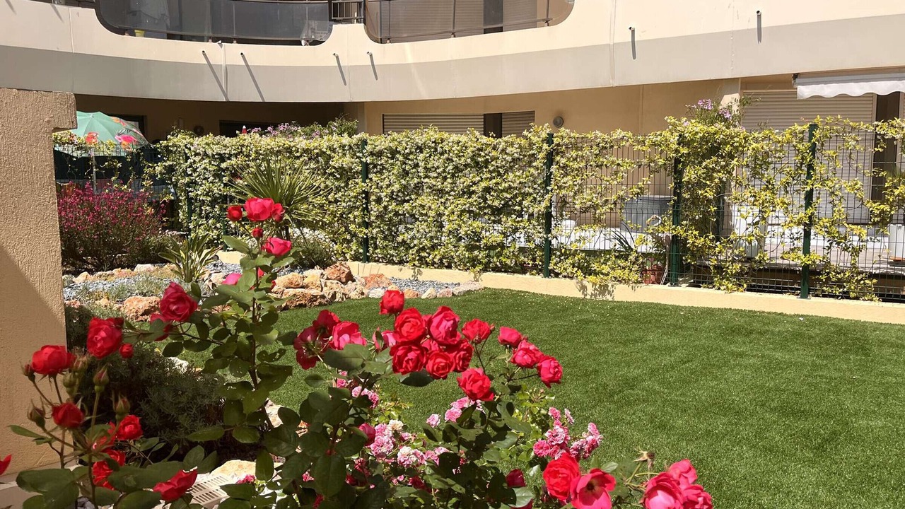 Photo of Outdoor in Frejus Plage