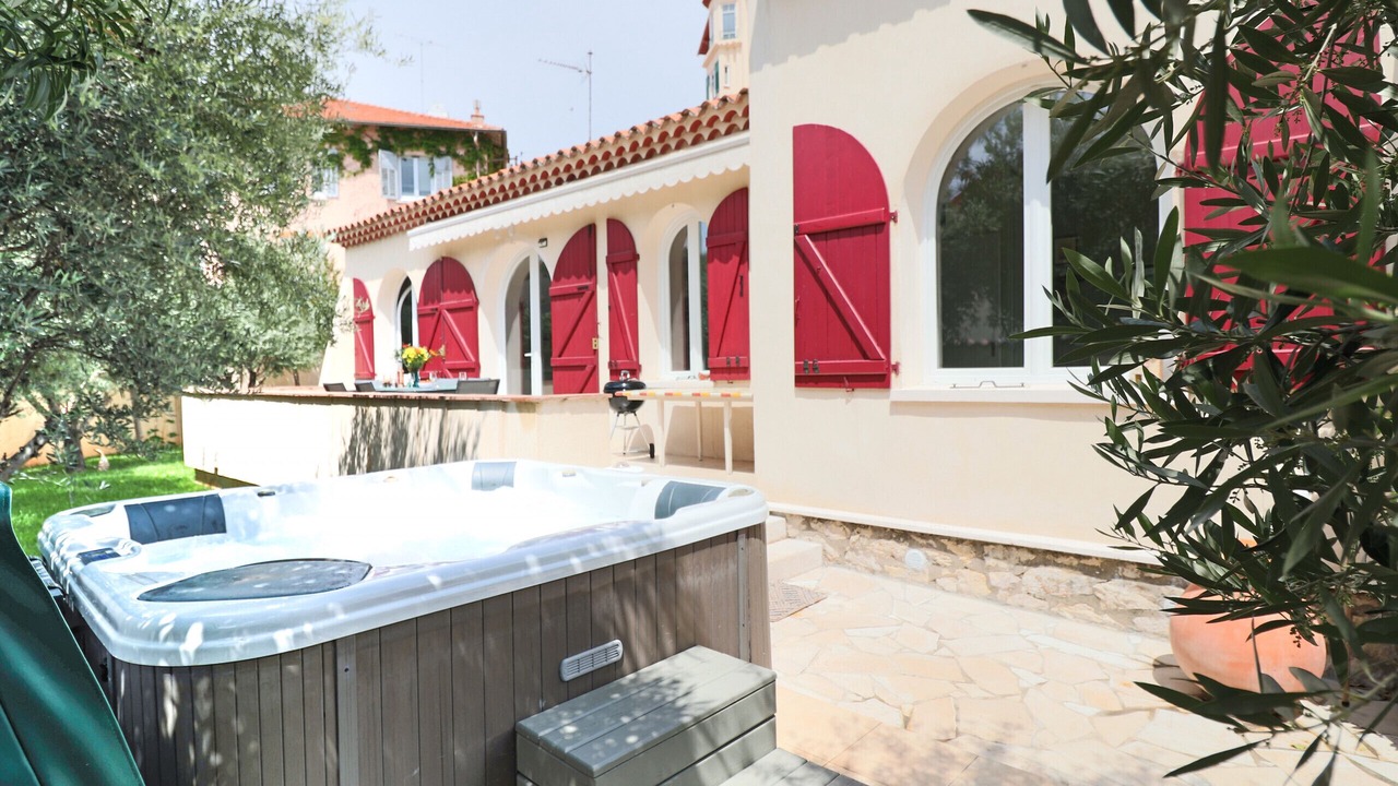 Photo of Outdoor in Juan-les-Pins