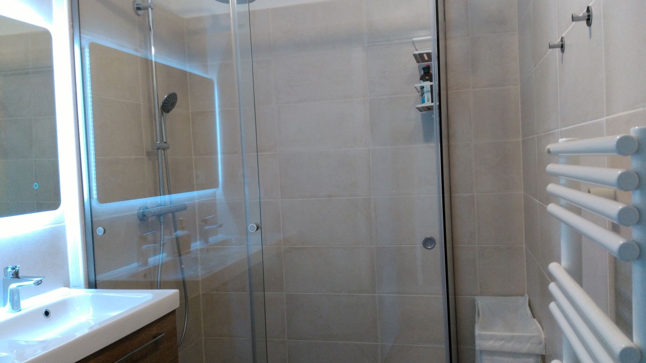 Photo of Bathroom in Part Dieu - Bir Hakeim