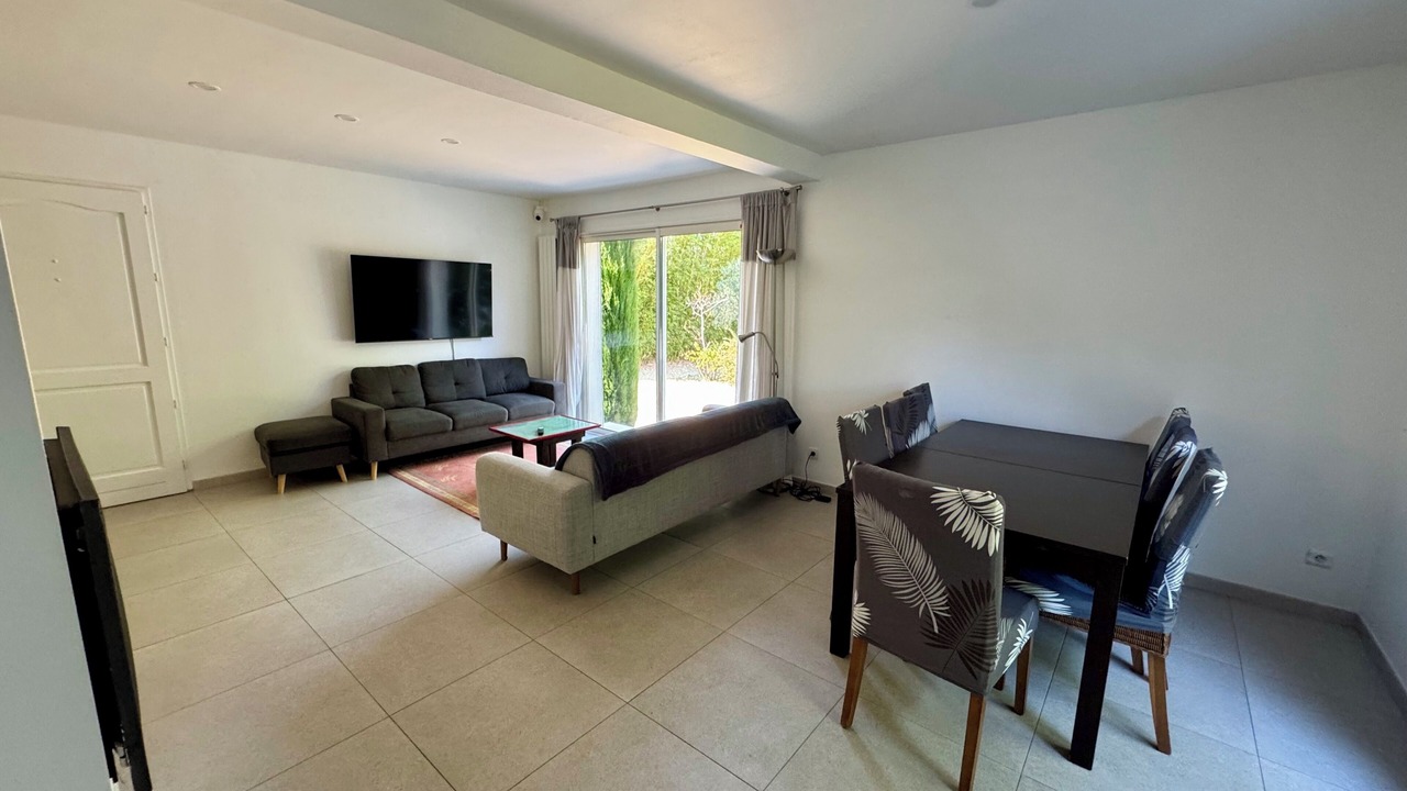 Photo of Livingroom in Senas