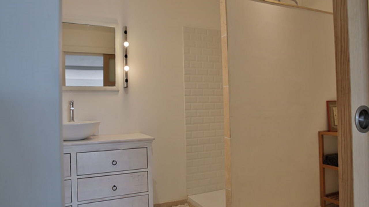 Photo of Bathroom in Meounes-les-Montrieux