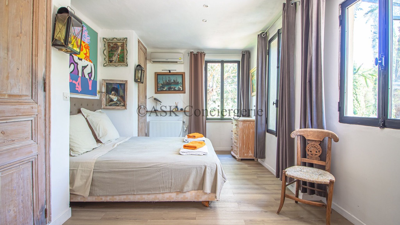 Photo of Bedroom in Gassin