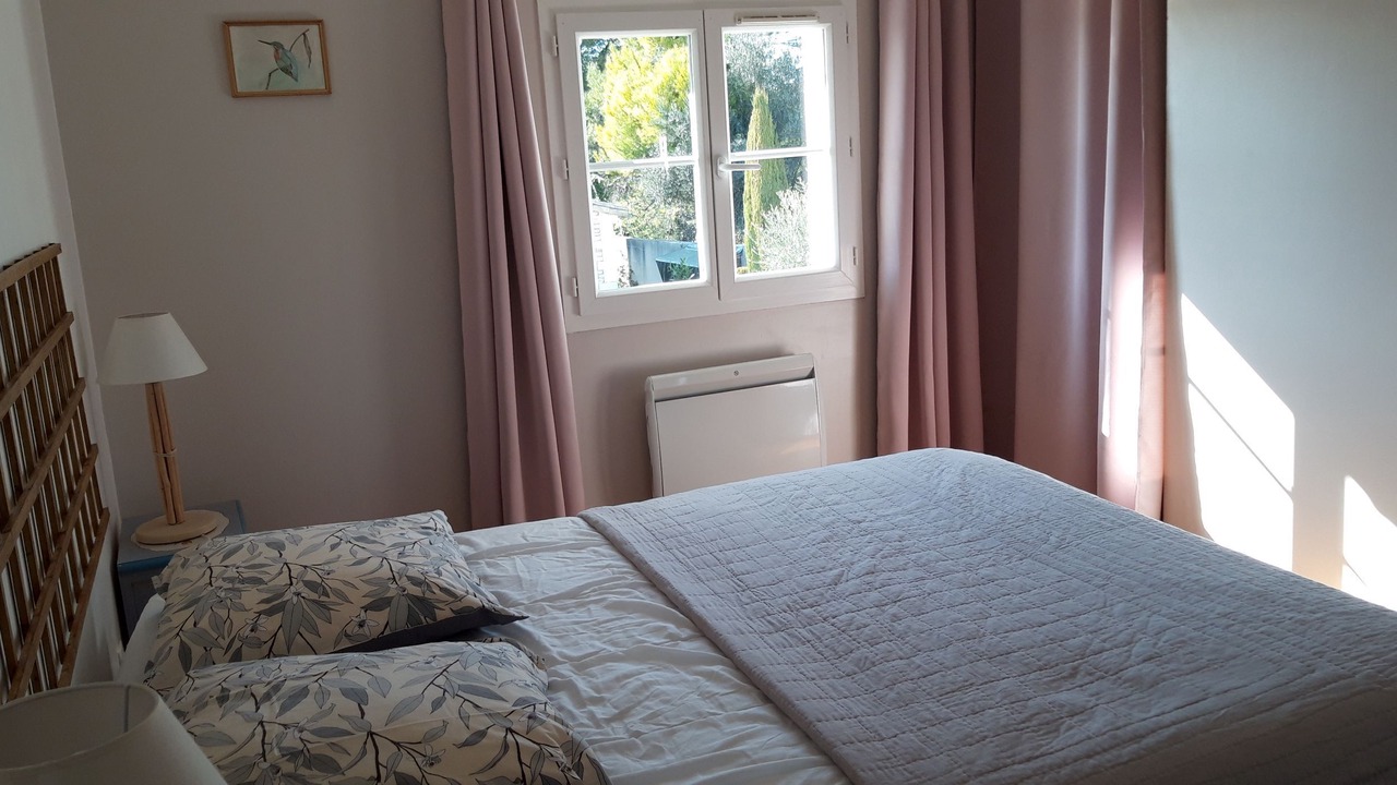 Photo of Bedroom in Colonzelle