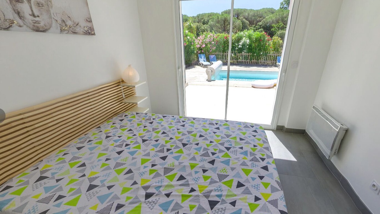Photo of Bedroom in Frejus