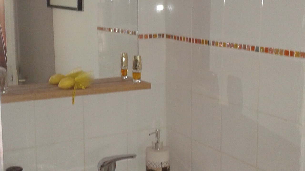 Photo of Bathroom in Lambesc