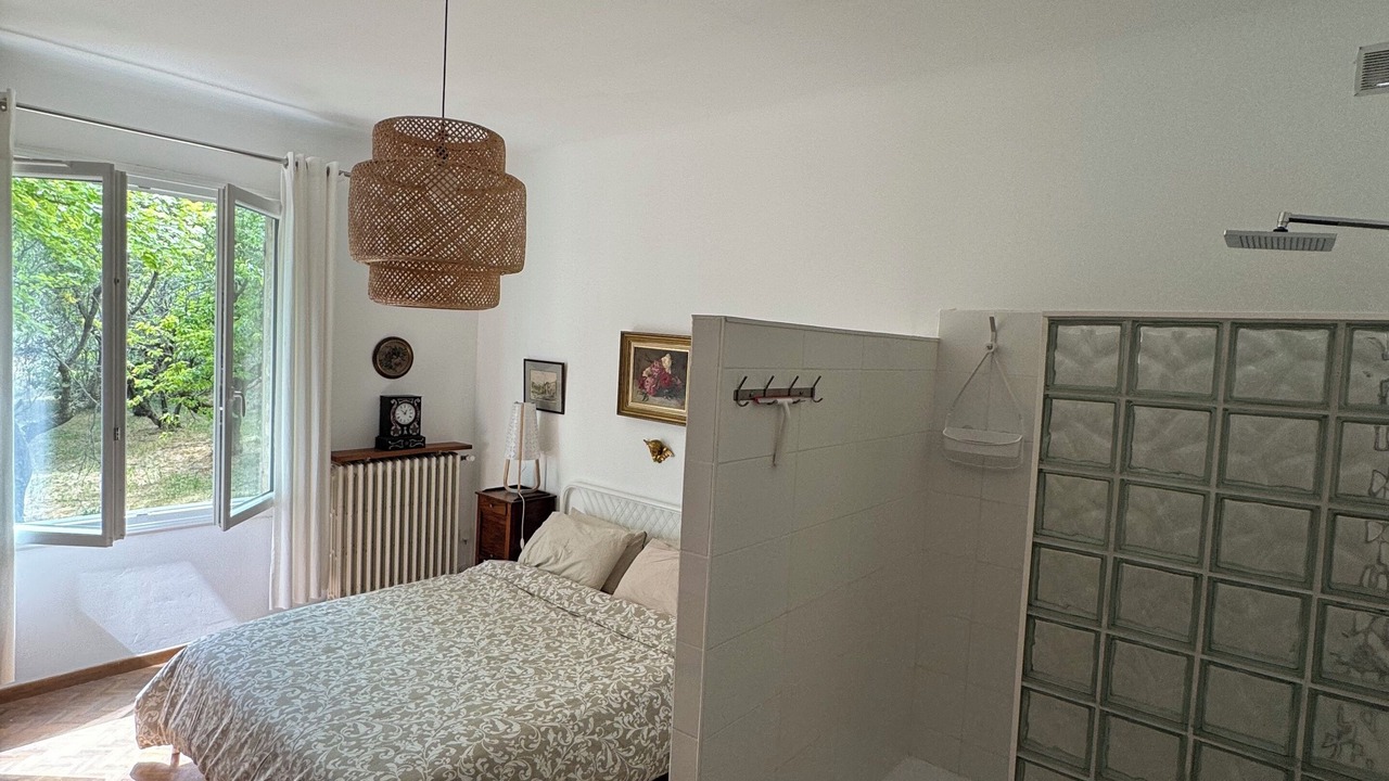 Photo of Bedroom in Saint-Saturnin-les-Apt