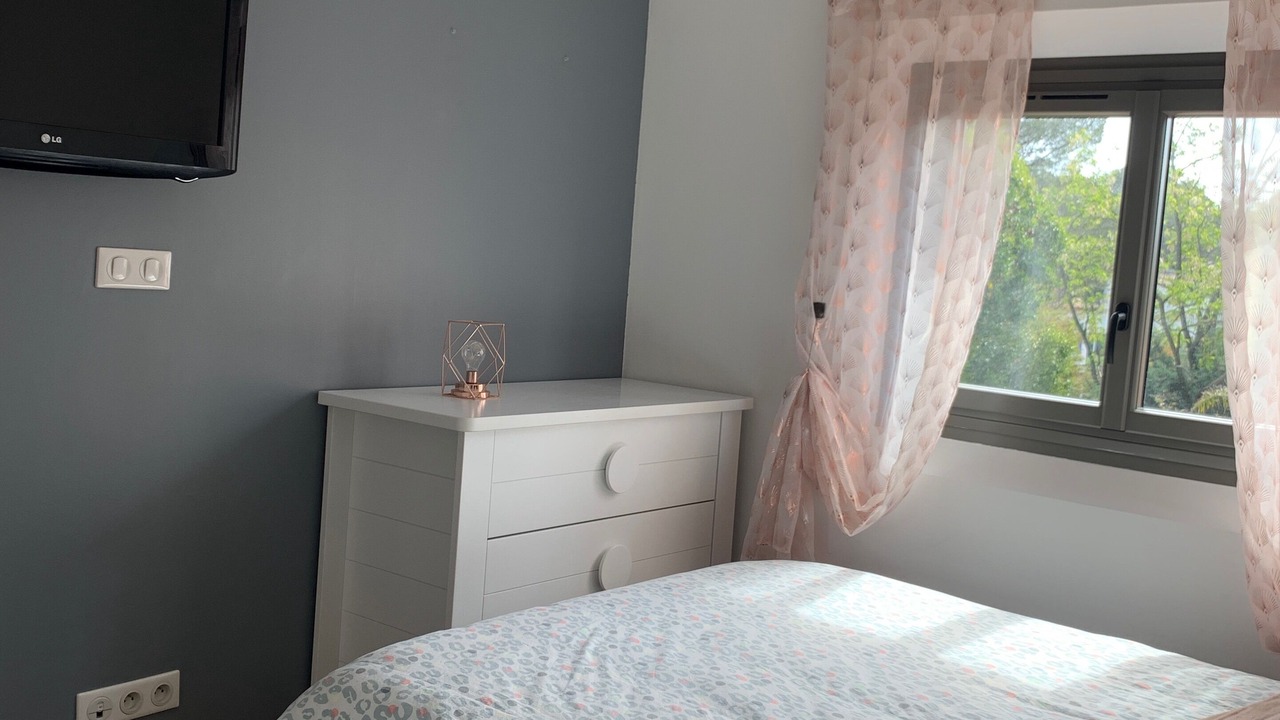 Photo of Bedroom in Boulouris-sur-Mer