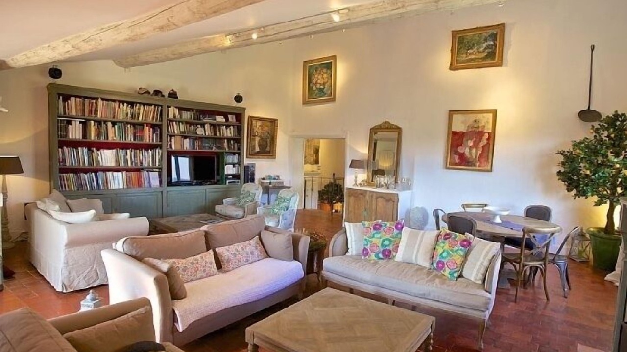 Photo of Livingroom in Roussillon