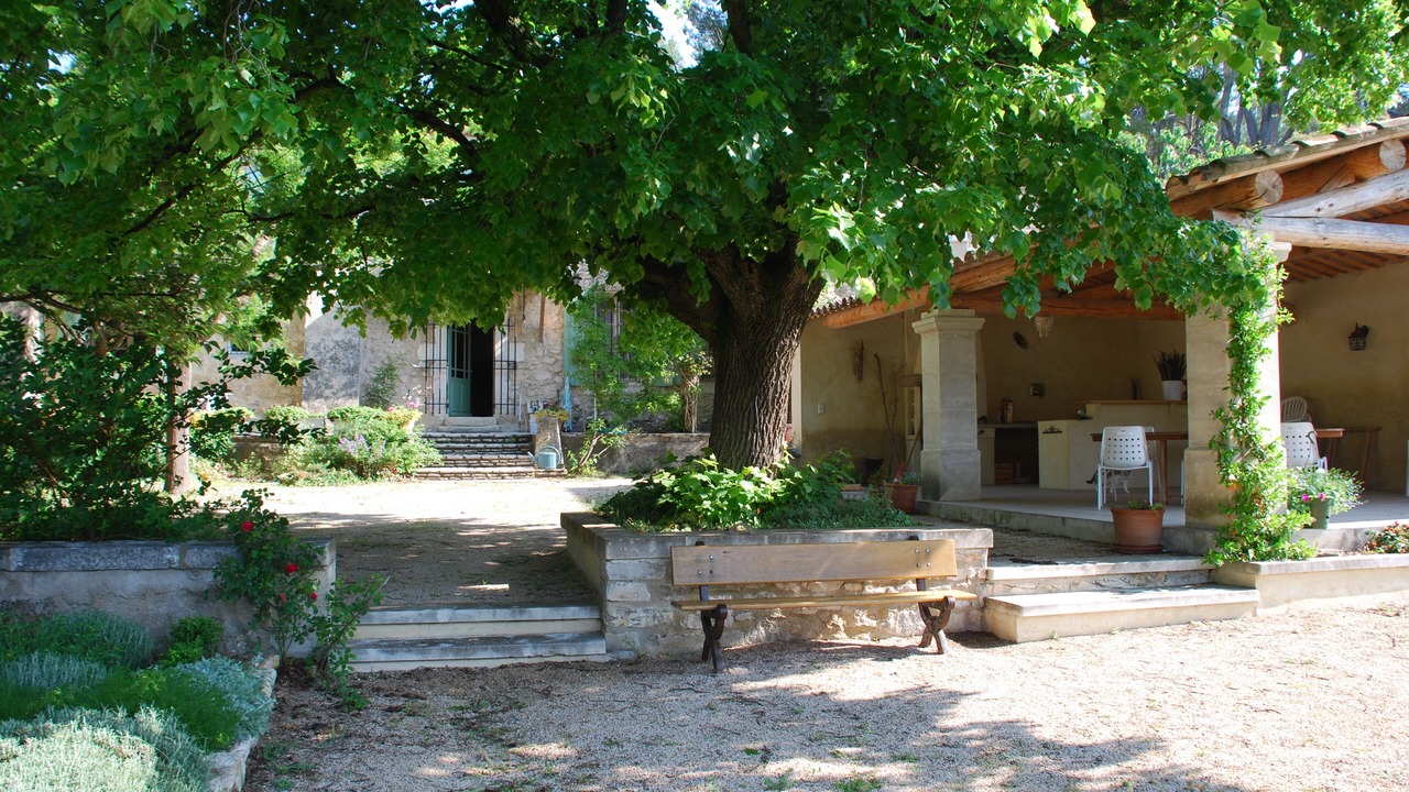 Photo of Outdoor in Orgon