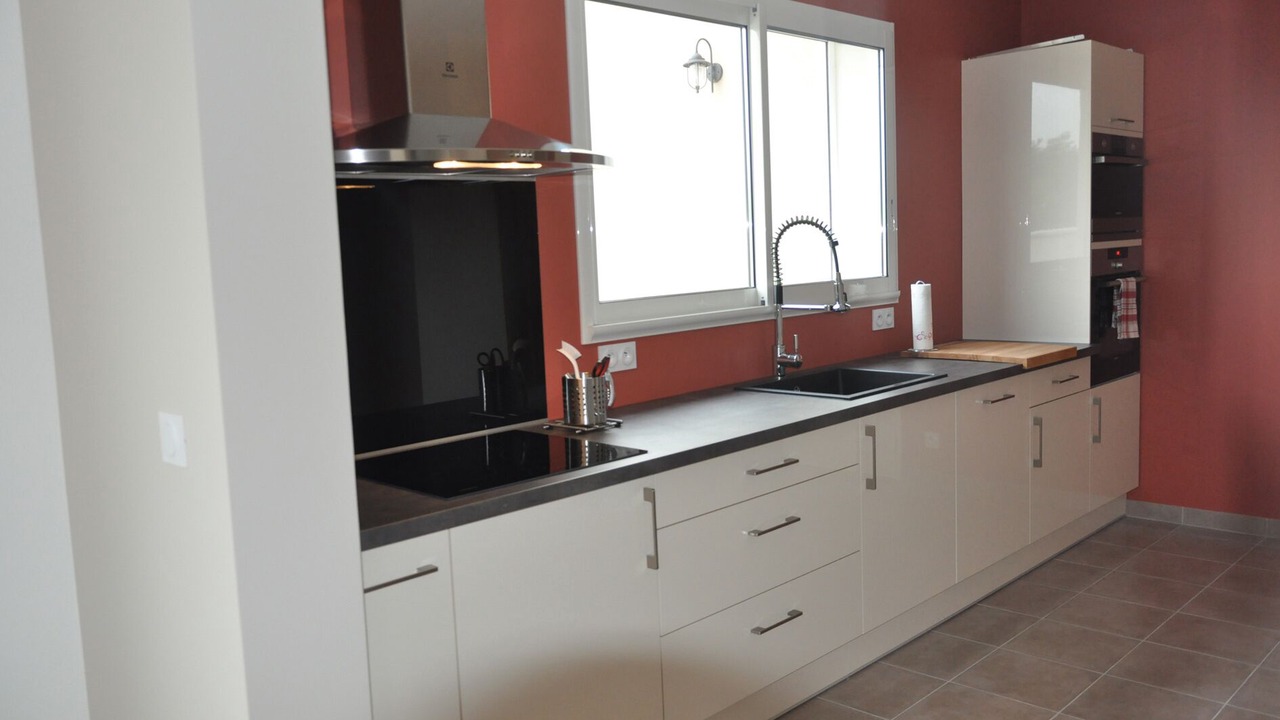Photo of Kitchen in Camaret-sur-Aigues