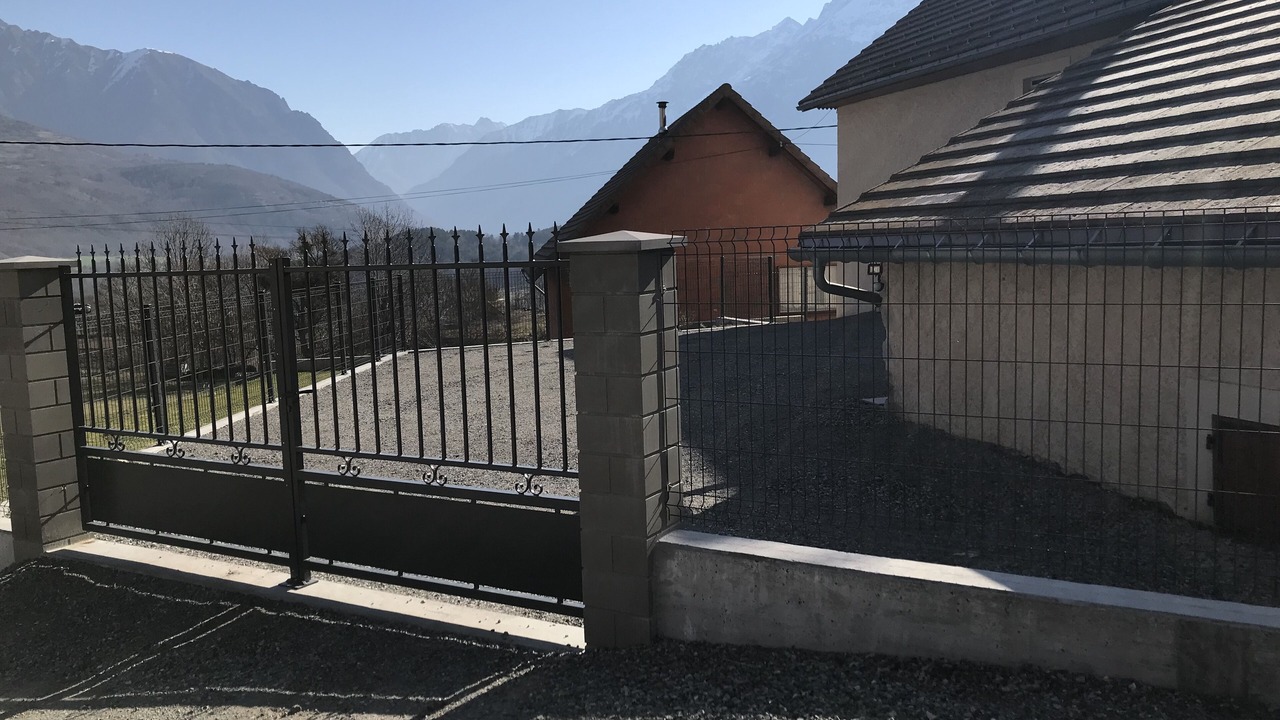 Photo of Outdoor in Le Glaizil