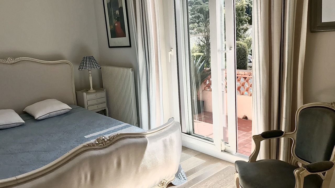Photo of Bedroom in Cap-d'Antibes