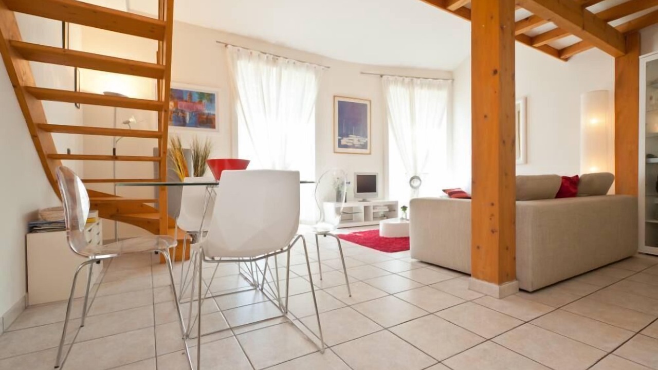 Photo of Livingroom in Jean-Medecin