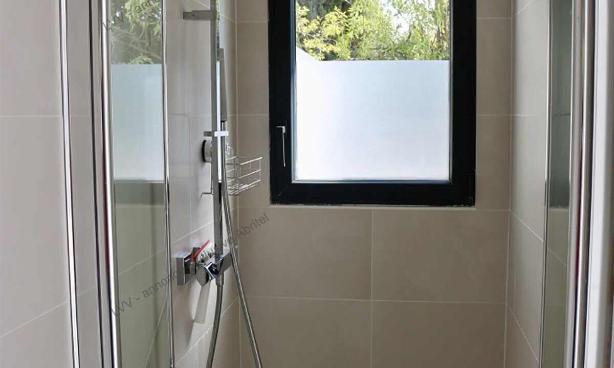Photo of Bathroom in Sanary-sur-Mer