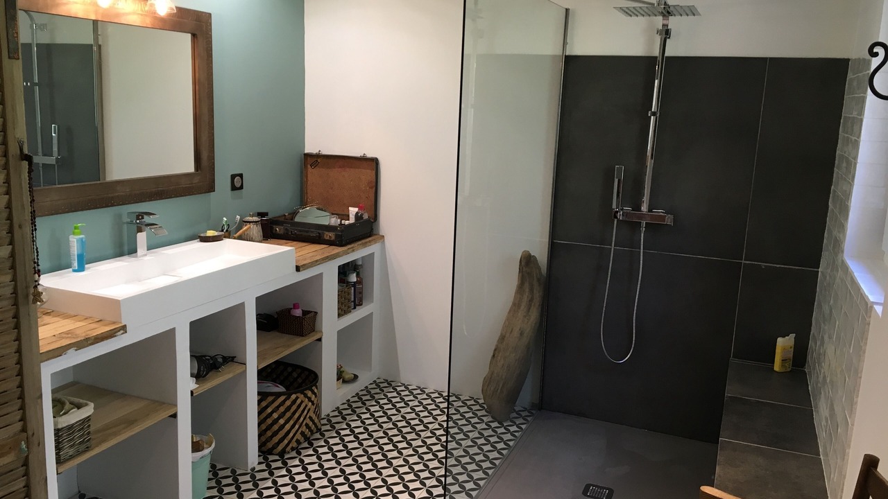 Photo of Bathroom in Eguilles
