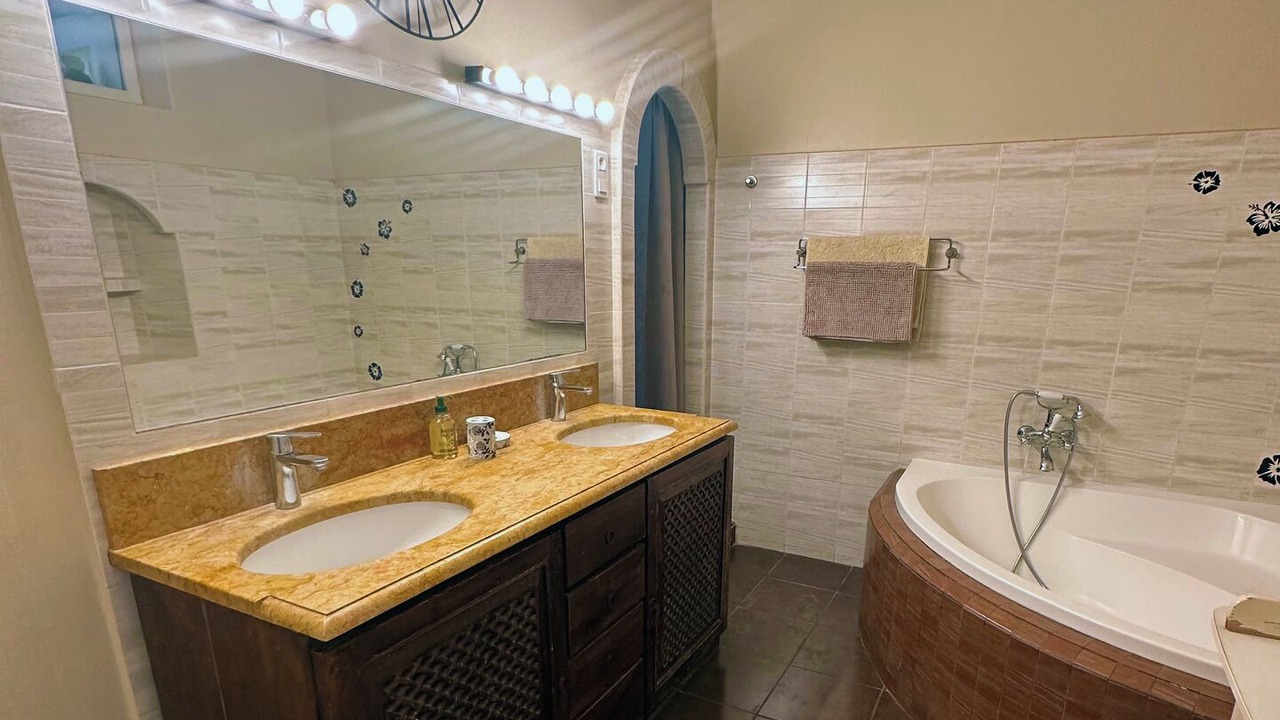 Photo of Bathroom in Les Sablettes