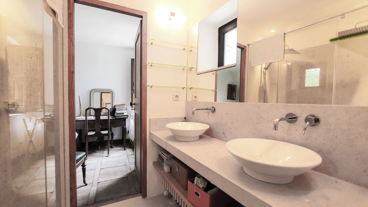 Photo of Bathroom in Vaison-la-Romaine