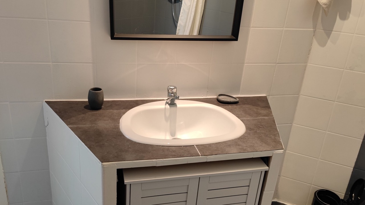 Photo of Bathroom in Roaix