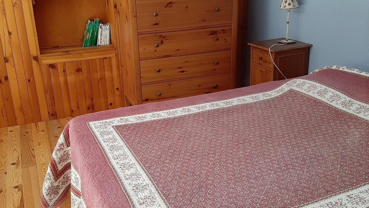 Photo of Bedroom in L'Isle-sur-la-Sorgue