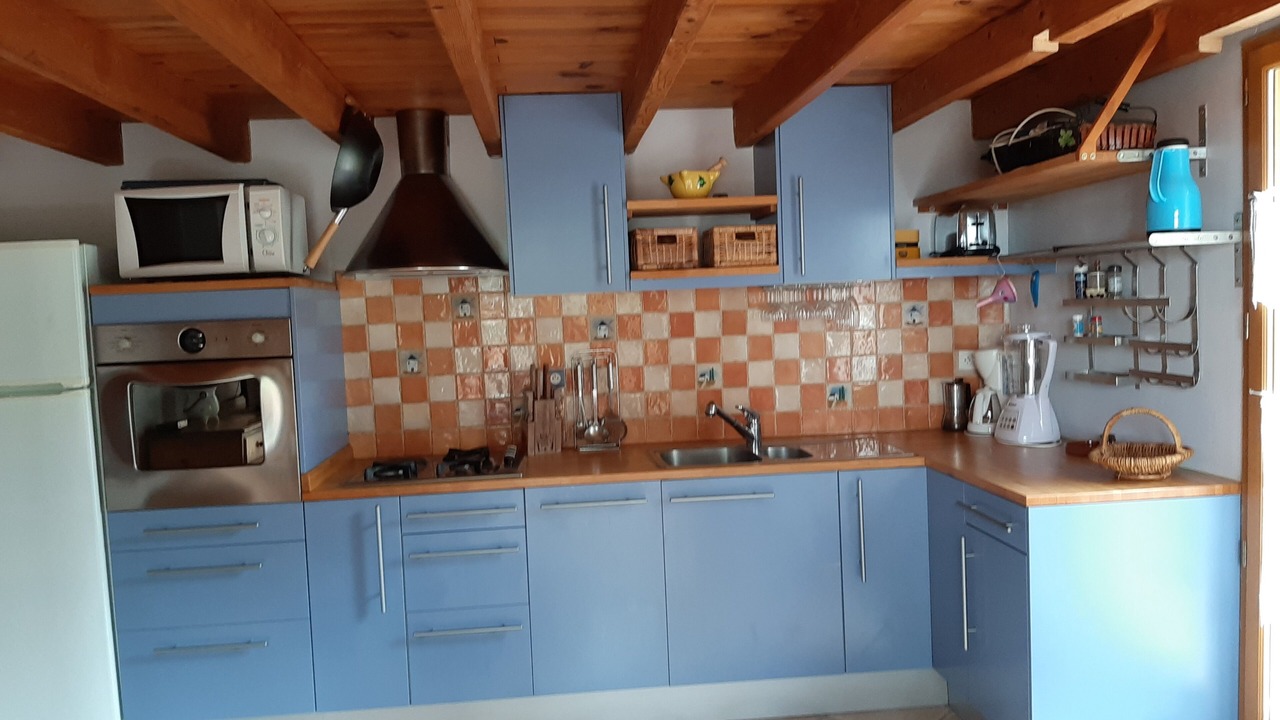 Photo of Kitchen in L'Isle-sur-la-Sorgue