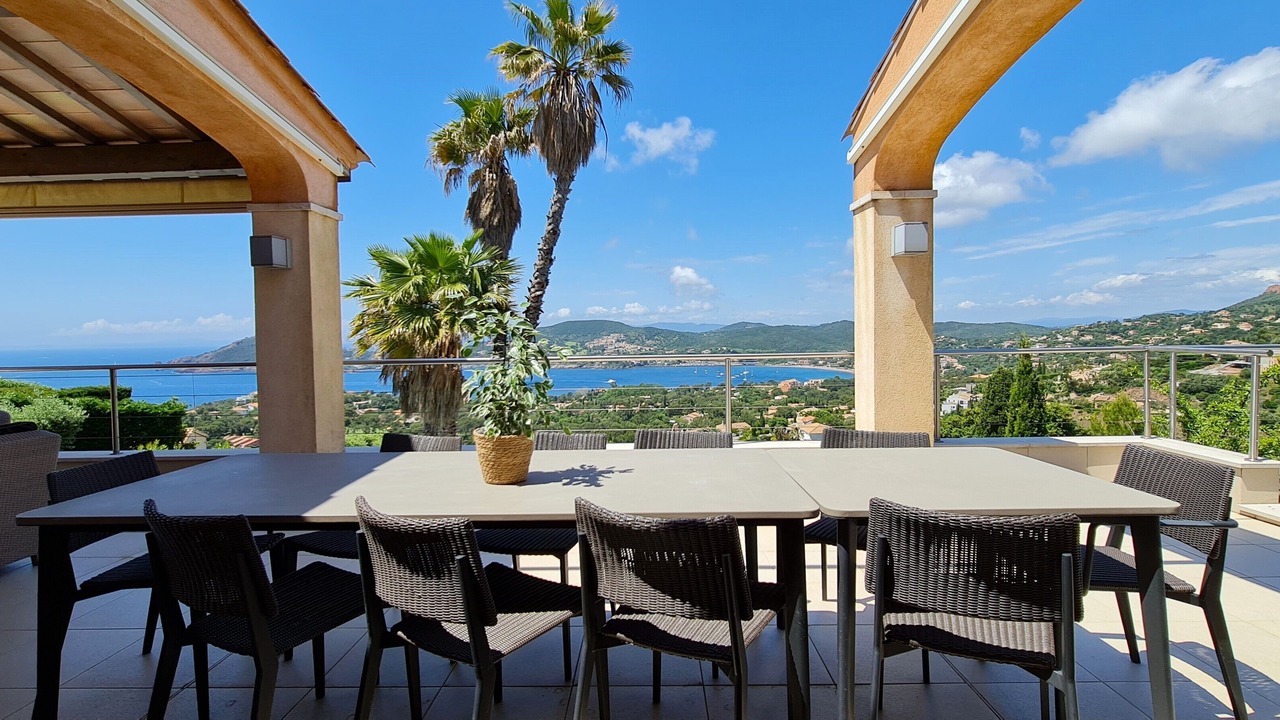 Photo of Outdoor in Antheor