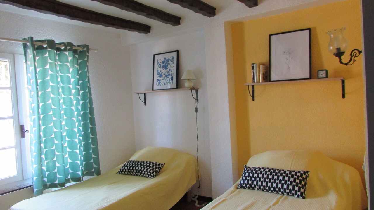 Photo of Bedroom in Saint-Series
