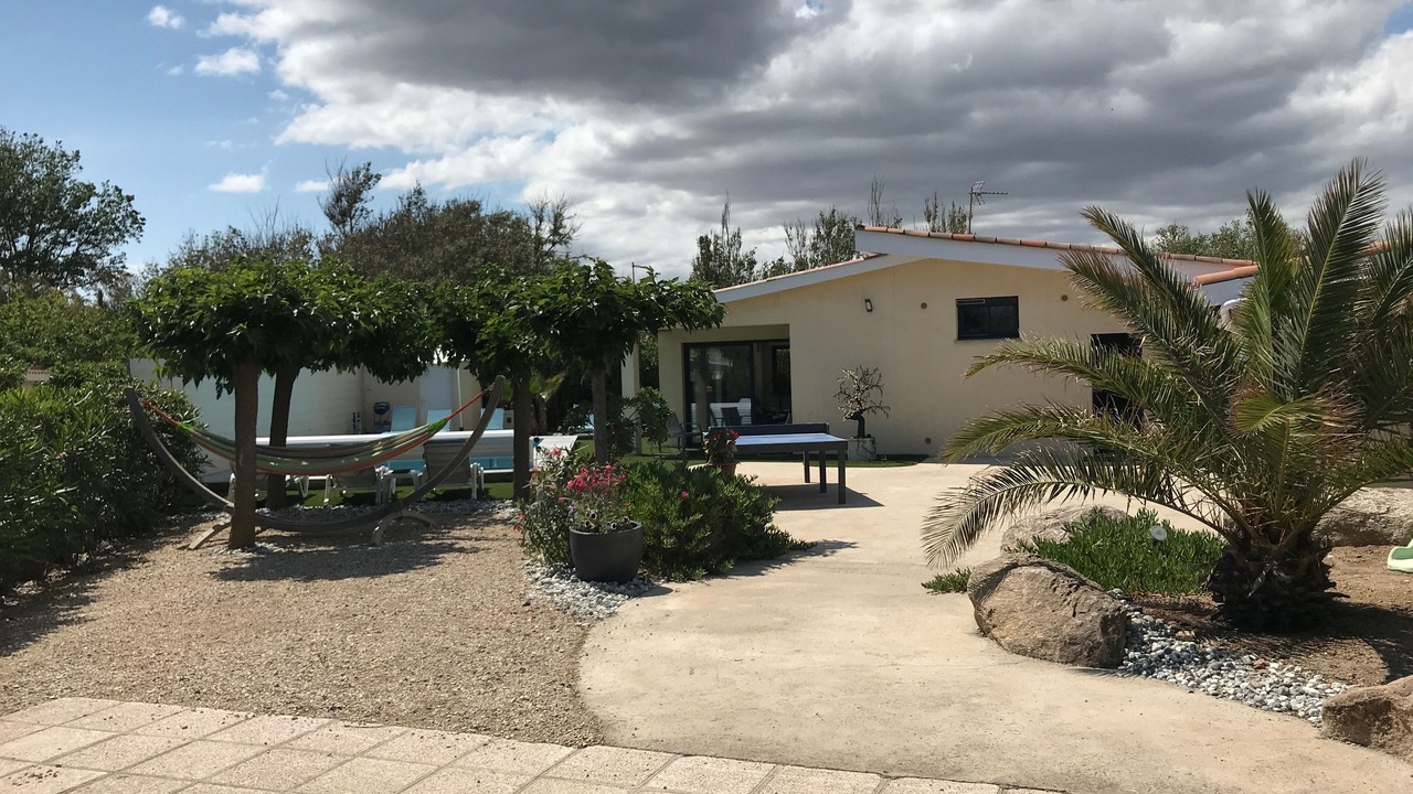 Photo of Patio Balcony in Vias