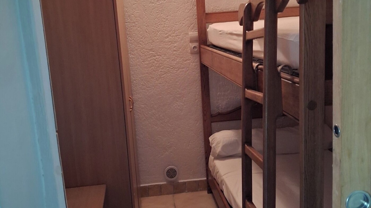 Photo of Bedroom in Maubec